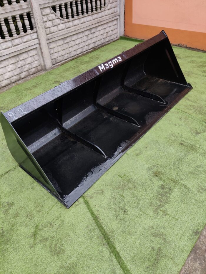 Schaufel 2,2m euroaufnahme