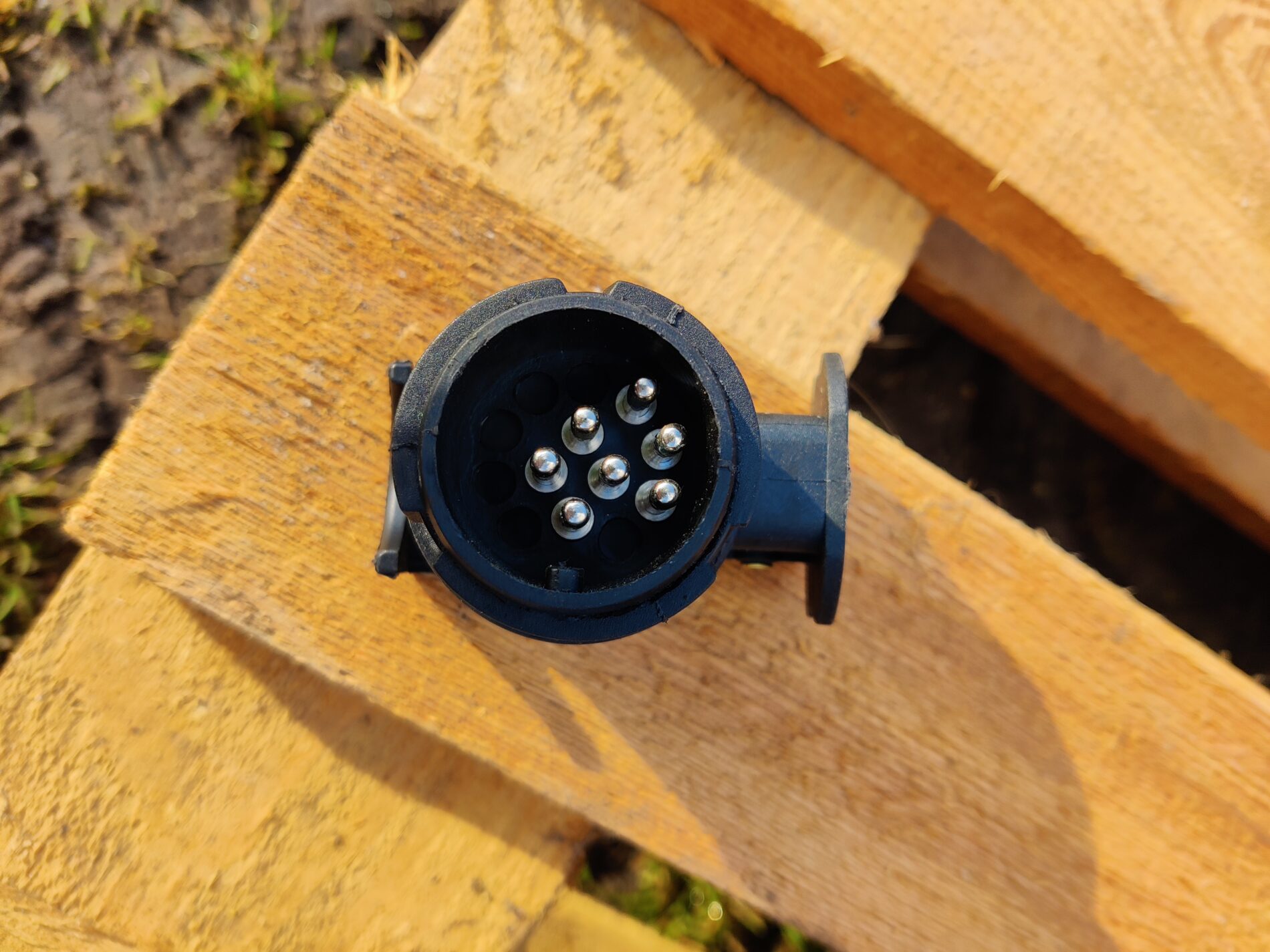 Salzstreuer Winterdienststreuer Saltdrog 110L mit Anbau an Quad, ATV, Anhänger, Traktor oder Auto – Bild 15