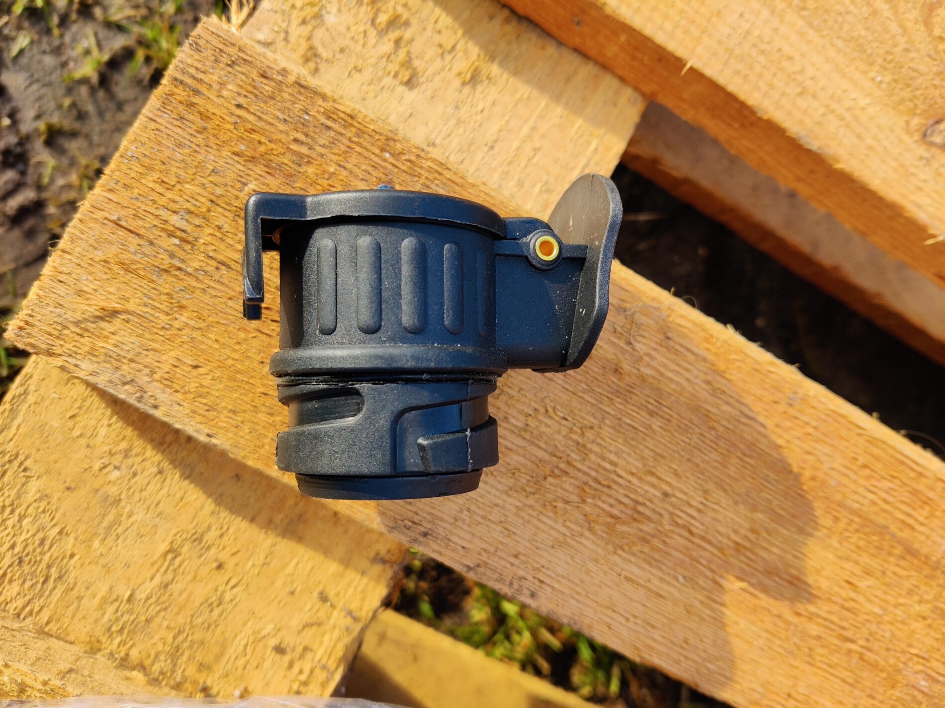 Salzstreuer Winterdienststreuer Saltdrog 110L mit Anbau an Quad, ATV, Anhänger, Traktor oder Auto – Bild 16