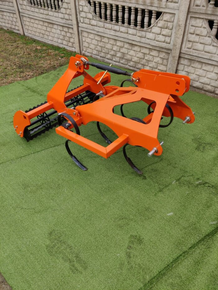 Kultivator Grubber Feingrubber mit Walze 1.0 m