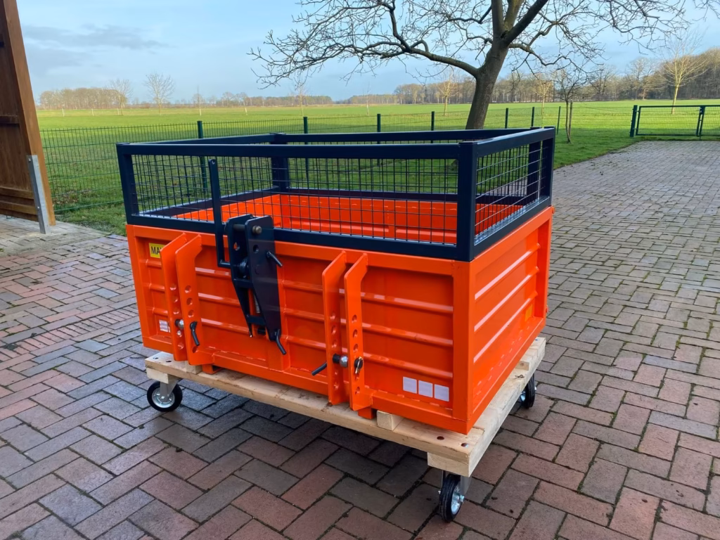 Heckcontainer 150 cm Heckmulde mit Gitteraufsatz fur Traktor