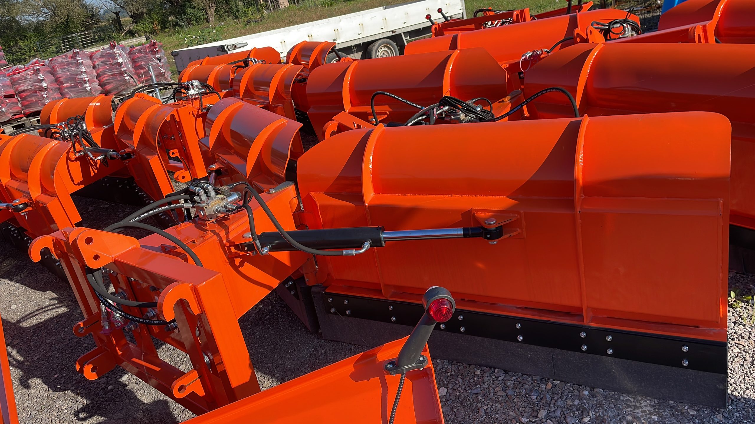 Schneepflug klappbar 2,6 m hydraulisch euroaufnahme – Bild 2